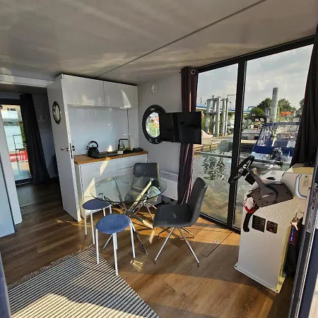 Ms Terra, Dom Na Wodzie Houseboat Na Odrze Βρότσλαβ
